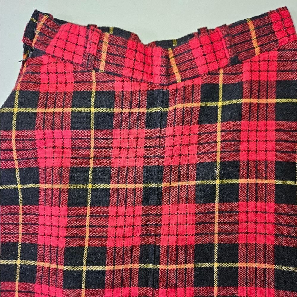 Vintage '70s Cucumber ILGWU Red Tartan Plaid Wool Midi A-Line Swing Skirt 9/10 - Picture 2 of 11